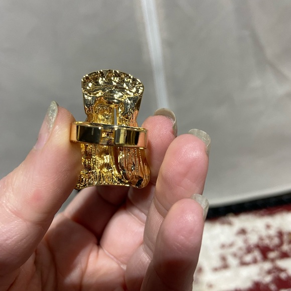 India Inspired Wedding Jewelry. Gold Tone Necklace and Adjustable Ring - Picture 7 of 7